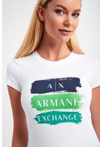 Armani Exchange - T-shirt ARMANI EXCHANGE. Długość rękawa: krótki rękaw. Długość: krótkie. Wzór: nadruk, kolorowy #5