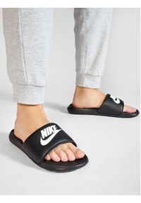 Nike Klapki Victori One Slide CN9675 002 Czarny. Kolor: czarny. Materiał: skóra #8