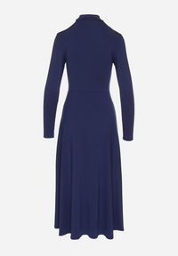 Born2be - Granatowa Sukienka z Półgolfem Taliowana z Rozcięciem na Boku Sailea. Okazja: na co dzień. Kolor: niebieski. Długość rękawa: długi rękaw. Styl: klasyczny, casual, elegancki #6