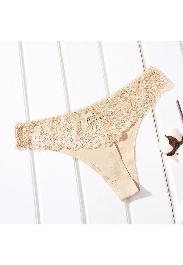 Intica - Stringi bezszwowe z koronkowym wykończeniem Dilek. Kolor: beżowy. Materiał: koronka
