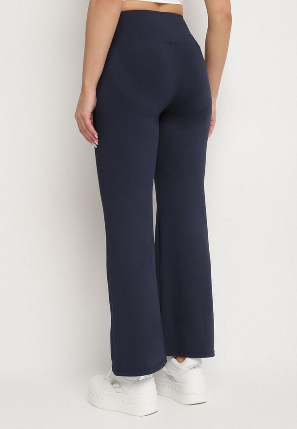 Born2be - Granatowe Legginsy Dzwony z Wysokim Stanem i Szeroką Gumką w Talii Idoreia. Okazja: na co dzień. Stan: podwyższony. Kolor: niebieski. Styl: elegancki, casual