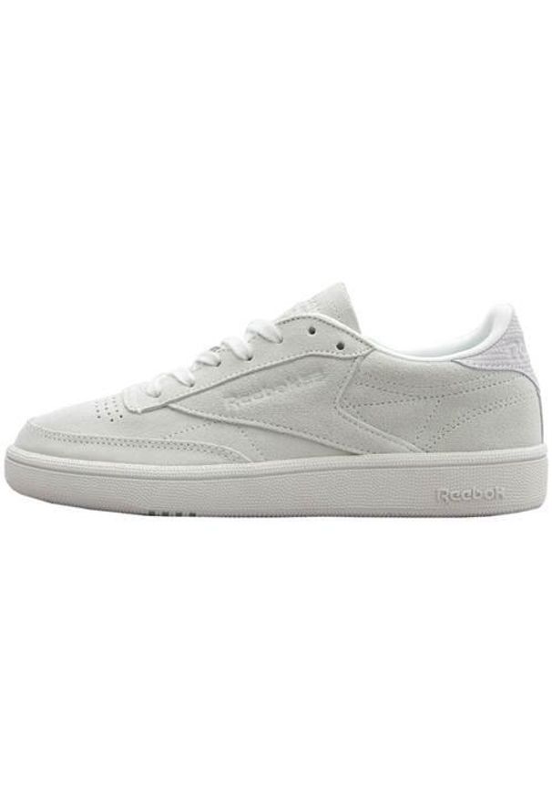 Buty do chodzenia damskie Reebok W Club C 85. Zapięcie: sznurówki. Kolor: biały. Materiał: guma, materiał, syntetyk. Szerokość cholewki: normalna. Model: Reebok Club. Sport: turystyka piesza