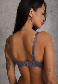 Renee - Szaro-Różowy Koronkowy Biustonosz z Metaliczną Aplikacją Dorzedi. Kolor: szary. Materiał: koronka. Rodzaj stanika: przezroczysty. Wzór: aplikacja #7