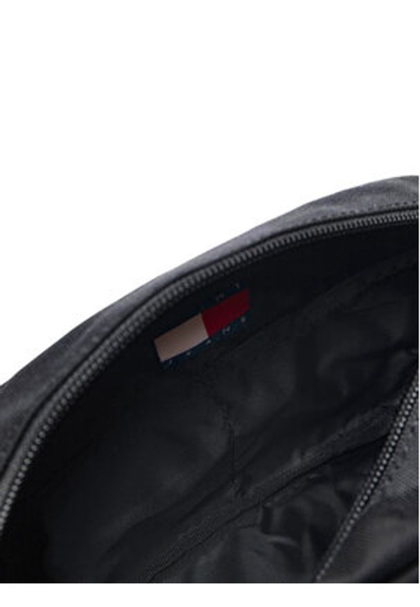 Tommy Jeans Kosmetyczka Tjm Ess Daily Nylon Washbag AM0AM13537 Czarny. Kolor: czarny. Materiał: materiał