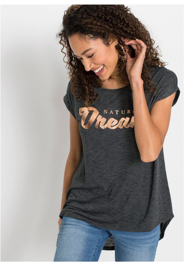 bonprix - Długi T-shirt z mieszanki wiskozy. Kolor: czarny. Materiał: wiskoza. Długość: długie. Wzór: napisy. Styl: elegancki