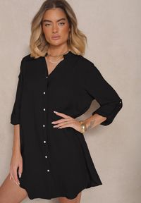 Renee - Czarna Pudełkowa Sukienka Bawełniana Oversize z Dekoltem w Serek Elavellis. Okazja: na co dzień. Typ kołnierza: dekolt w serek. Kolor: czarny. Materiał: bawełna. Typ sukienki: oversize. Styl: elegancki, casual #1