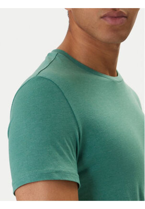 Tommy Jeans T-Shirt DM0DM20363 Zielony Slim Fit. Kolor: zielony. Materiał: bawełna