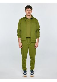 Big-Star - Bluza męska rozpinana ze stójką zielona Wlador 301. Okazja: na co dzień. Typ kołnierza: kołnierzyk stójkowy. Kolor: zielony. Materiał: dzianina, jeans, materiał, dresówka. Wzór: nadruk, ze splotem. Styl: casual, elegancki, sportowy #7