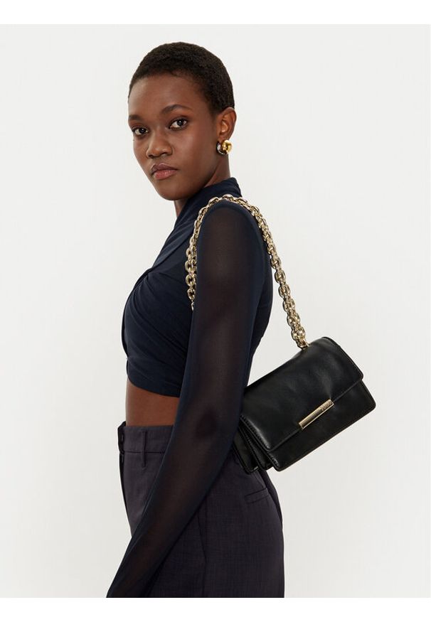 Tous - TOUS Torebka Audree 2002203051 Czarny. Kolor: czarny. Materiał: skórzane