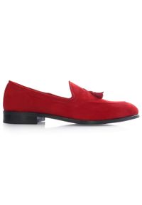 Faber - Czerwone wsuwane buty męskie - tassel loafers T149. Zapięcie: bez zapięcia. Kolor: czerwony. Materiał: skóra, nubuk, guma. Styl: klasyczny, wizytowy #1