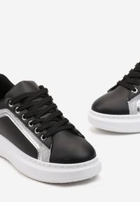 Born2be - Czarne Sneakersy na Platformie z Metalicznymi Wstawkami Tilene. Okazja: na co dzień. Kolor: czarny. Obcas: na platformie #5