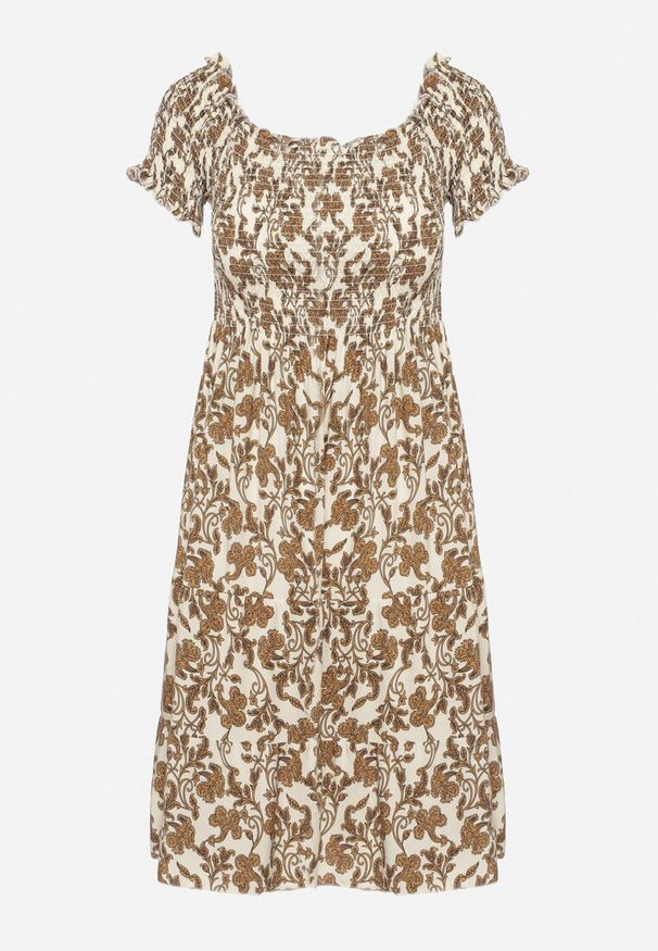 Born2be - Jasnobeżowa Bawełniana Sukienka z Dekoltem Typu Hiszpanka i Lekką Falbanką Hannesia. Okazja: na co dzień. Typ kołnierza: dekolt hiszpanka. Kolor: beżowy. Materiał: bawełna. Sezon: wiosna, lato. Styl: casual, elegancki. Długość: mini