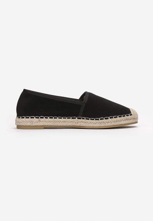 Born2be - Czarne Espadryle Kleorelia. Nosek buta: okrągły. Zapięcie: bez zapięcia. Kolor: czarny. Wzór: aplikacja. Obcas: na płaskiej podeszwie. Styl: wakacyjny