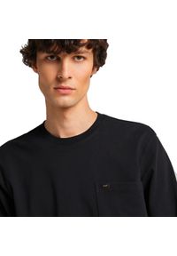 Lee - LEE LS POCKET TEE REGULAR FIT MĘSKI LONGSLEEVE KOSZULKA LOGO BLACK L64QSW01 112115878. Długość rękawa: długi rękaw #3