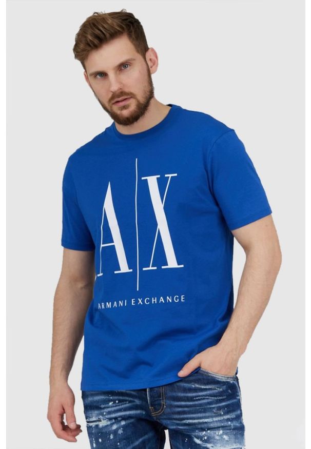 Armani Exchange - ARMANI EXCHANGE Niebieski t-shirt męski z dużym logo, Rozmiar L. Kolor: niebieski. Materiał: prążkowany
