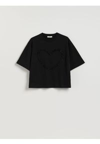 Reserved - T-shirt z aplikacją serce - czarny. Kolor: czarny. Materiał: bawełna. Wzór: aplikacja #1