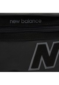 New Balance Saszetka nerka LAB23105BKK Czarny. Kolor: czarny. Materiał: skóra #4