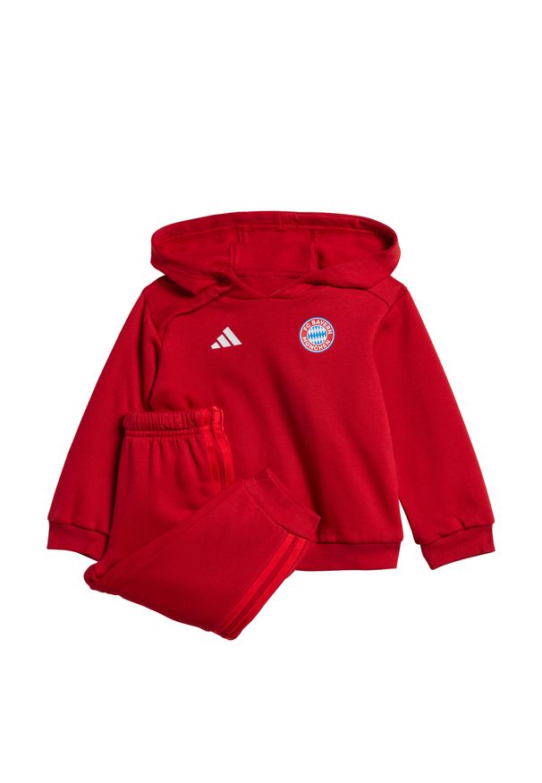 Adidas - Dres dla niemowlaka Bayern Monachium DNA 2025/26. Kolor: czerwony. Materiał: dresówka. Sport: piłka nożna