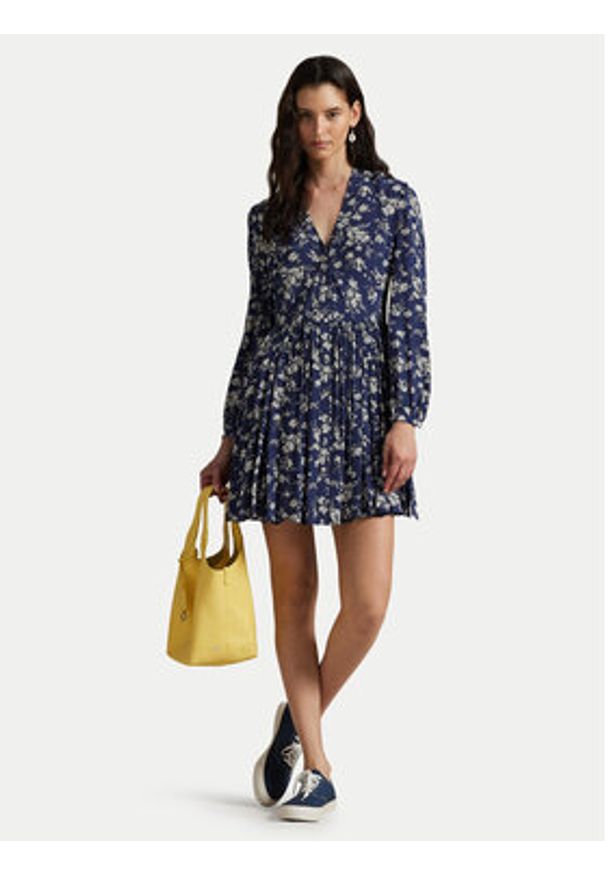 Polo Ralph Lauren Sukienka codzienna 211972064001 Granatowy Regular Fit. Okazja: na co dzień. Typ kołnierza: polo. Kolor: niebieski. Materiał: wiskoza. Typ sukienki: proste. Styl: casual