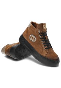 Brązowe Sneakersy CheBello Wygodne Skórzane Buty Damskie. Okazja: na co dzień. Kolor: brązowy. Materiał: skóra. Szerokość cholewki: normalna. Styl: casual #5