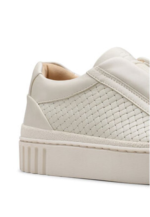 Clarks Sneakersy Mayhill Bay 26181207 Biały. Kolor: biały. Materiał: skóra