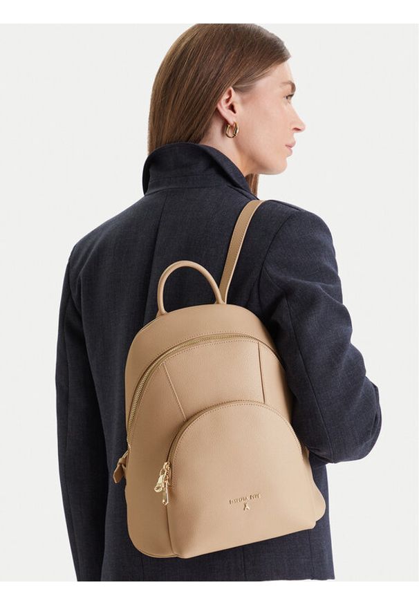 Patrizia Pepe Plecak 8B0325/L001-R874 Beżowy. Kolor: beżowy. Materiał: skóra