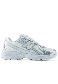 Buty młodzieżowe New Balance G7407LM - niebieskie. Kolor: niebieski. Materiał: syntetyk, materiał. Szerokość cholewki: normalna. Sezon: lato. Sport: fitness, turystyka piesza #1