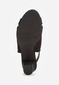 Born2be - Czarne Ażurowe Sandały Vices na Obcasie ze Skórzaną Wkładką Nevidas. Okazja: na co dzień. Zapięcie: sprzączka. Kolor: czarny. Materiał: skóra. Wzór: ażurowy. Obcas: na obcasie. Styl: casual, elegancki. Wysokość obcasa: średni #6