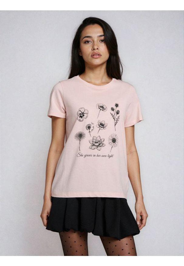 Sinsay - Bawełniana koszulka z nadrukiem - różowy. Kolor: różowy. Materiał: bawełna. Wzór: nadruk