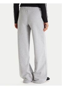 Guess Jeans Spodnie dresowe W6RB52 K68I4 Szary Regular Fit. Kolor: szary. Materiał: bawełna #5