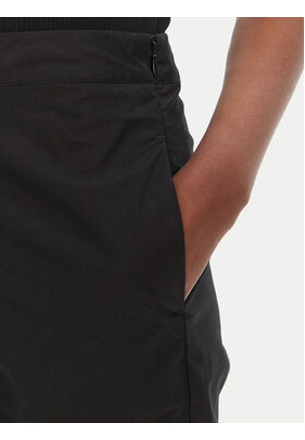TwinSet - TWINSET Spodnie materiałowe 251TT2094 Czarny Straight Fit. Kolor: czarny. Materiał: bawełna