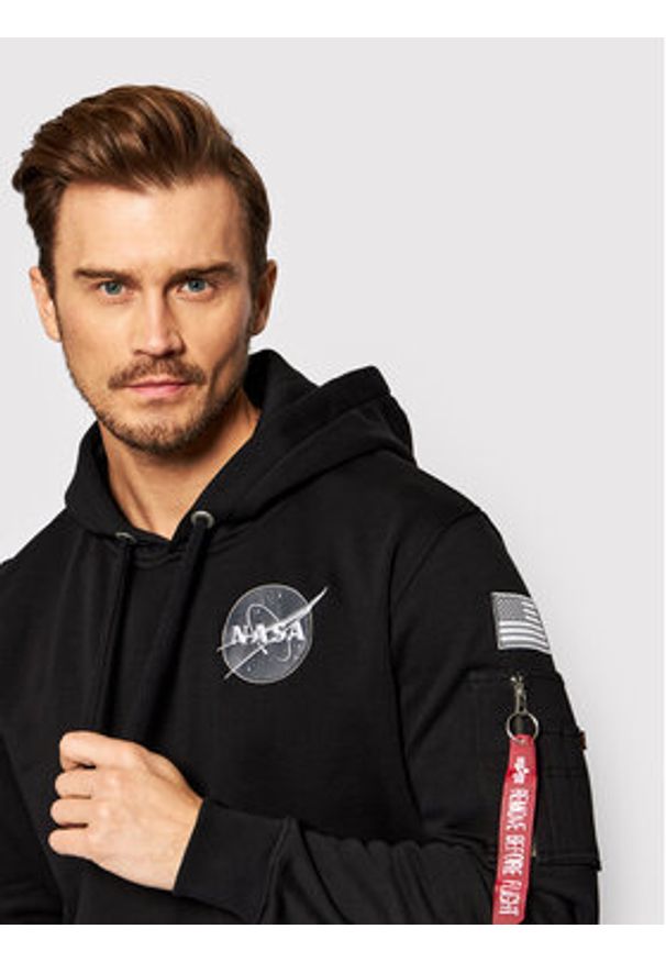 Alpha Industries Bluza Space Shuttle 178317 Czarny Regular Fit. Kolor: czarny. Materiał: bawełna