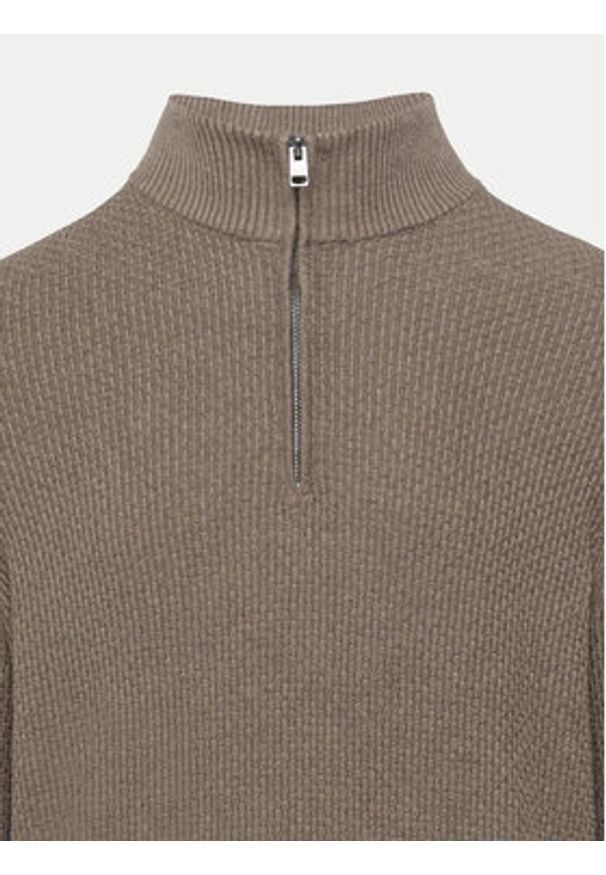 s.Oliver Sweter 2150765 Brązowy Regular Fit. Kolor: brązowy. Materiał: bawełna