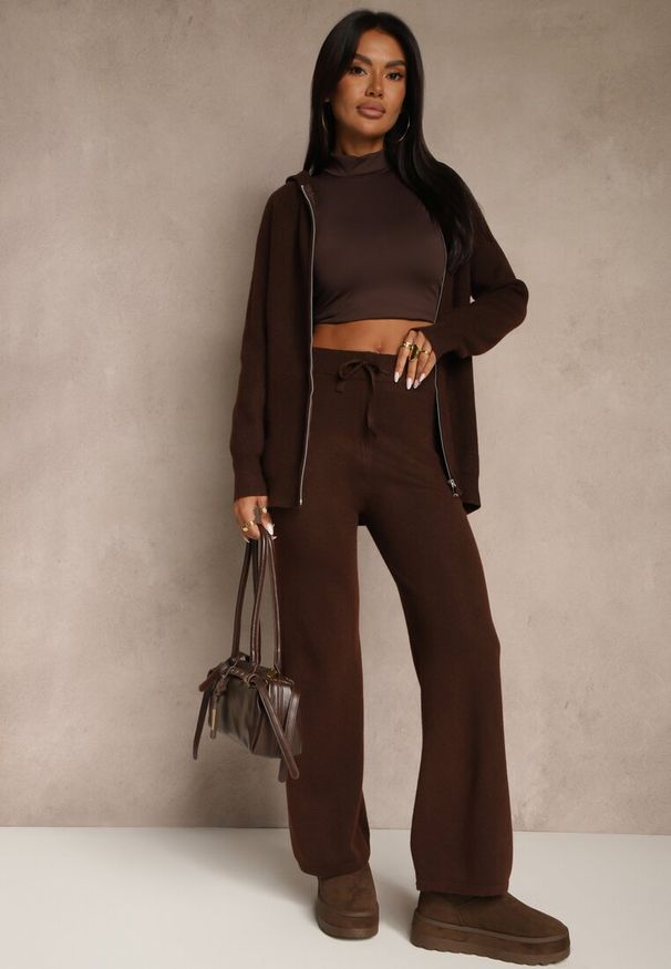 Renee - Brązowy Dzianinowy Komplet Dresowy z Wełną Bluza z Kapturem i Spodnie Essana. Kolor: brązowy. Materiał: dzianina, wełna, dresówka