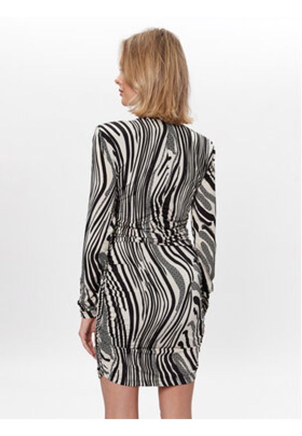 GESTUZ - Gestuz Sukienka codzienna Oda 10906613 Czarny Slim Fit. Okazja: na co dzień. Kolor: czarny. Materiał: wiskoza. Typ sukienki: proste. Styl: wizytowy, casual