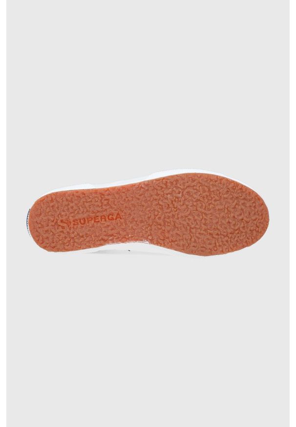 Superga Tenisówki damskie kolor czarny. Nosek buta: okrągły. Zapięcie: sznurówki. Kolor: czarny. Materiał: guma