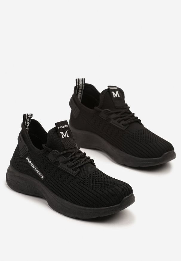 Born2be - Czarne Buty Sportowe Sneakersy z Elastyczną Cholewką Ulithiela. Okazja: na co dzień, na spacer. Kolor: czarny. Materiał: jeans. Szerokość cholewki: normalna. Sport: turystyka piesza