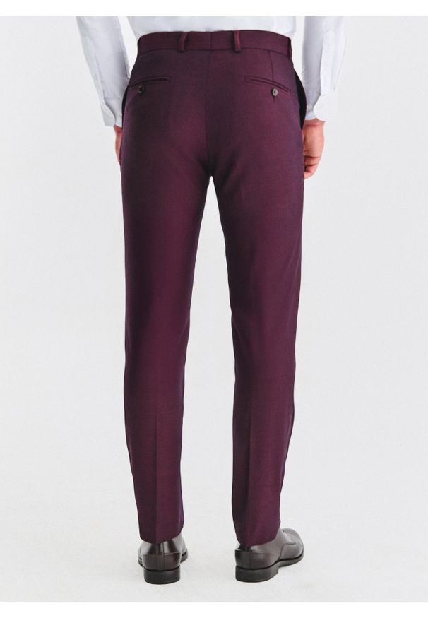 Pako Lorente - PAKO LORENTE – Bordowe spodnie garniturowe. Kolor: czerwony. Materiał: poliester, wiskoza, elastan