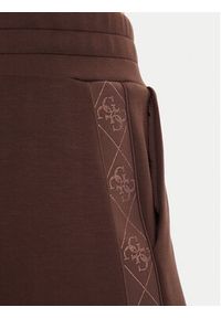 Guess Spodnie dresowe W5YB11 KBYE2 Brązowy Regular Fit. Kolor: brązowy. Materiał: syntetyk #4