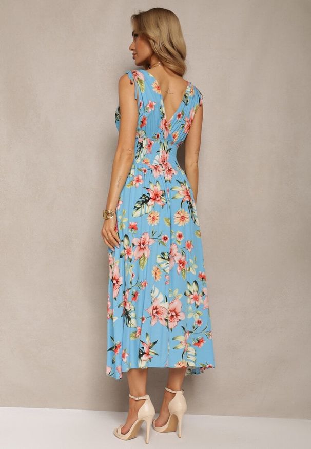 Renee - Niebieska Kwiecista Sukienka z Gumką w Talii i Trójkątnym Dekoltem ze Ściągaczami Taseria. Okazja: na co dzień, na imprezę. Typ kołnierza: dekolt w serek. Kolor: niebieski. Wzór: kwiaty. Typ sukienki: rozkloszowane. Materiał: tkanina. Długość rękawa: na ramiączkach. Sezon: lato. Styl: casual