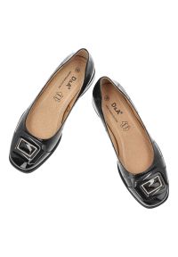 Czarne Baleriny S.Barski Eleganckie Obuwie Damskie. Okazja: do pracy, na spotkanie biznesowe. Zapięcie: klamry. Kolor: czarny. Materiał: skóra, materiał, lakier. Obcas: na obcasie. Styl: elegancki. Wysokość obcasa: średni #6