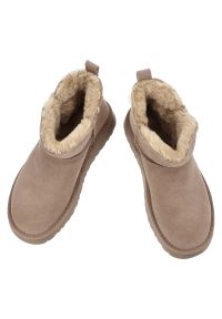 Beżowe Śniegowce Vinceza Ocieplane Buty Damskie. Okazja: na spacer, na co dzień. Kolor: beżowy. Materiał: zamsz, futro, jeans, dzianina. Sezon: zima. Styl: casual #6