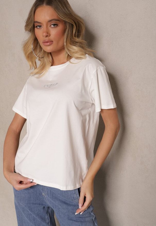 Renee - Biały Bawełniany T-shirt z Napisem Marivetha. Okazja: na co dzień. Kolor: biały. Materiał: bawełna. Wzór: napisy. Styl: casual, elegancki