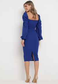 Born2be - Granatowa Sukienka Midi z Kopertową Górą i Bufiastymi Rękawami Ozdobiona Marszczeniami Azurma. Okazja: na co dzień. Kolor: niebieski. Wzór: aplikacja. Typ sukienki: kopertowe. Styl: casual. Długość: midi #5