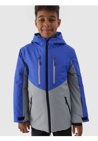 4f - 4F Kurtka narciarska membrana 10000 chłopięca - niebieska 140 (9-10 lat). Okazja: na co dzień. Typ kołnierza: kaptur. Kolor: niebieski. Materiał: poliester, materiał, dzianina, tkanina. Sezon: zima, lato. Styl: klasyczny, casual, sportowy #1