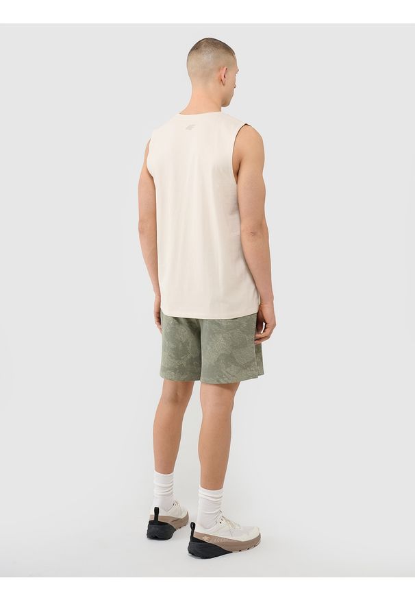4f - 4F Spodenki casual męskie - oliwkowe 3XL. Kolor: oliwkowy, brązowy, wielokolorowy. Materiał: bawełna, materiał. Długość: krótkie