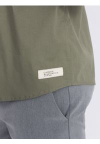 Ombre Clothing - Koszula męska z krótkim rękawem i kubańskim kołnierzem - khaki V4 - Rozmiar: XXL. Okazja: na co dzień. Kolor: brązowy. Materiał: tkanina, bawełna. Długość rękawa: krótki rękaw. Długość: krótkie. Wzór: gładki, jednolity. Sezon: lato. Styl: klasyczny, casual #9