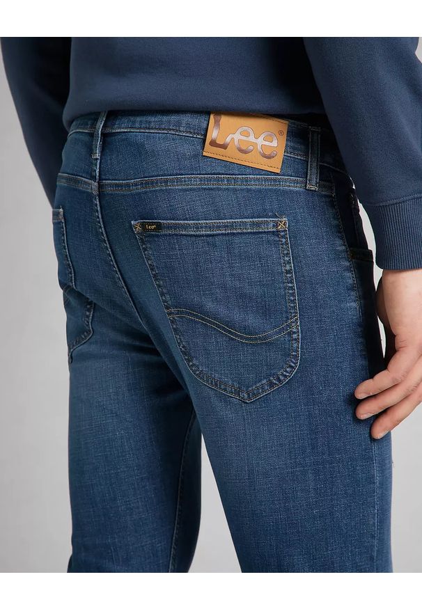 Lee - LEE LUKE MĘSKIE SPODNIE JEANSOWE JEANSY TRASHED CODY L719NLUD 112140741