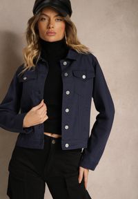 Renee - Granatowa Jeansowa Kurtka z Bawełny z Guzikami i Kieszeniami Ainztia. Kolor: niebieski. Materiał: bawełna, jeans