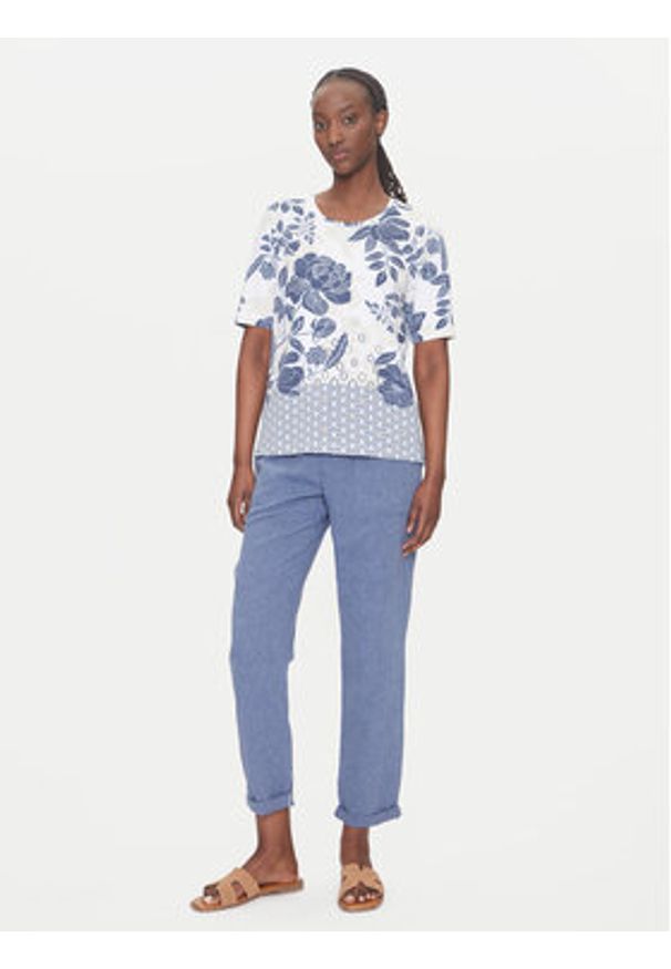 Olsen T-Shirt 11105108 Niebieski Regular Fit. Kolor: niebieski. Materiał: bawełna